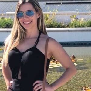 Meet your Posher, Fernanda